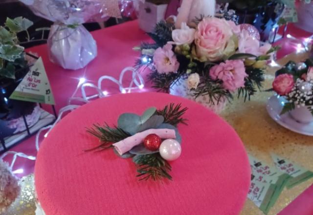 Votre centre de table pour Noël proposé  par votre fleuriste de Beaumont le Roger
